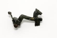 Ló alakú fibula